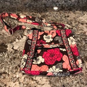 Vera Bradley crossbody in rose print